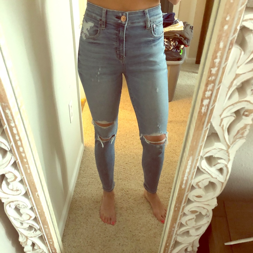American Eagle Distressed Jeans